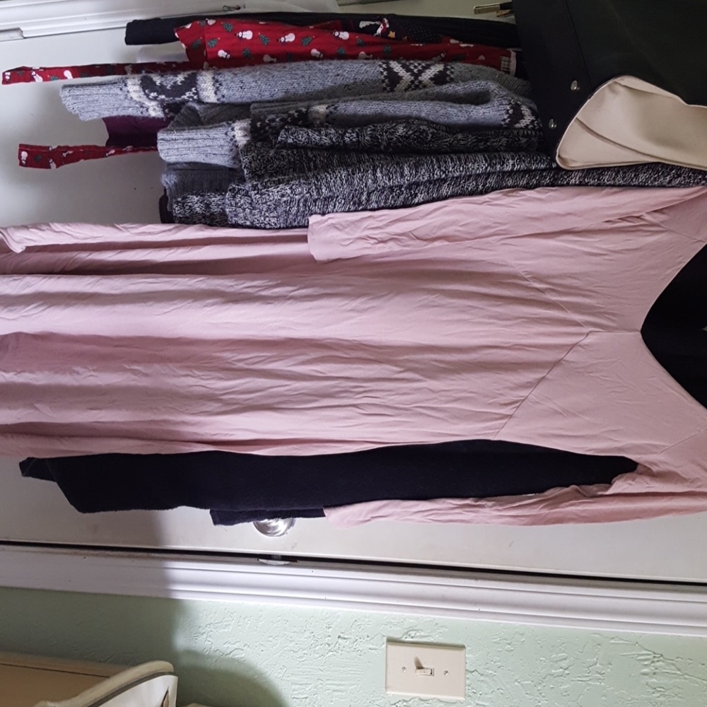 SOLD Aritzia lilac/pink maxi dress